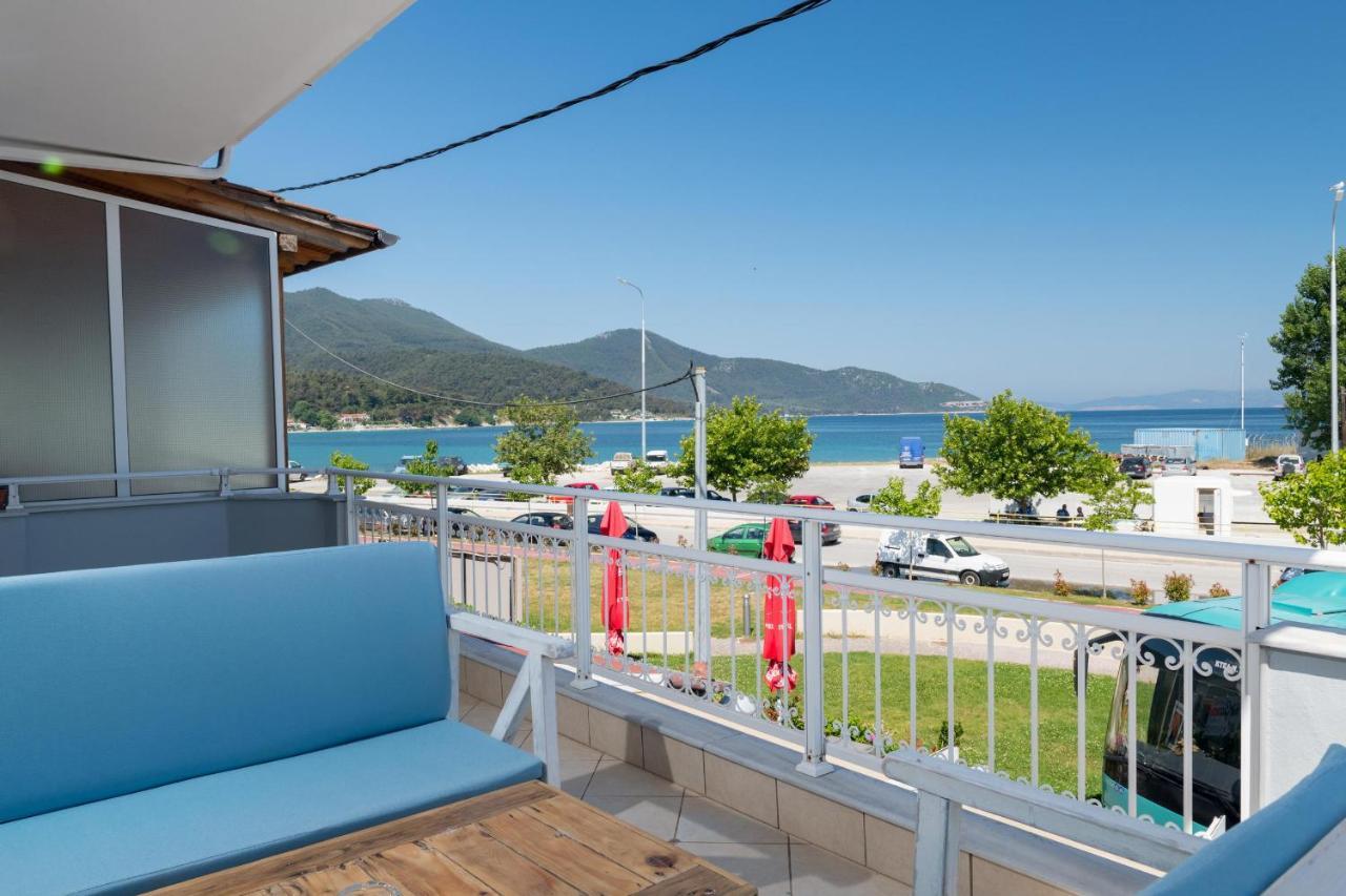 Urban Sea Side Apartments Лименас Екстериор снимка