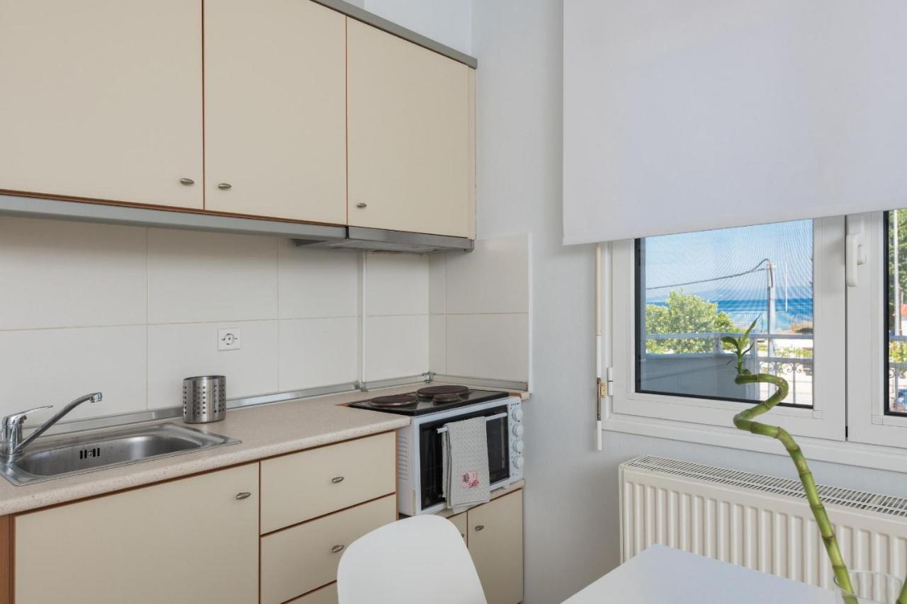 Urban Sea Side Apartments Лименас Екстериор снимка